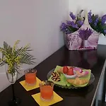 In - Lounge