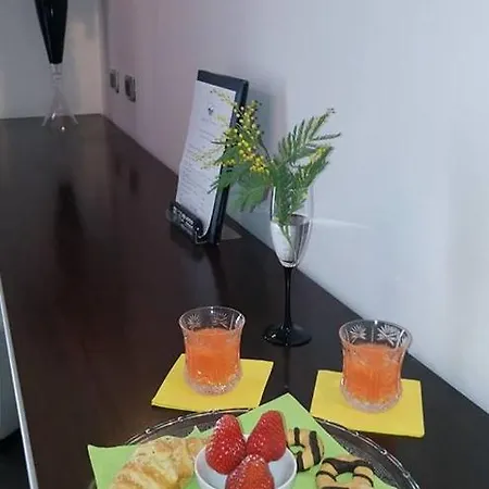 In - Lounge Ξενοδοχείο