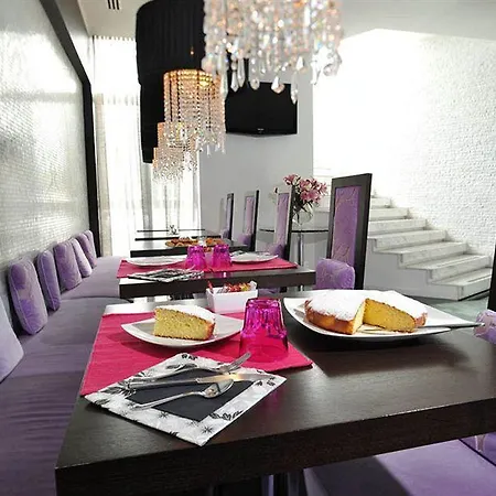 Ξενοδοχείο In - Lounge Cazzago (Pianiga)