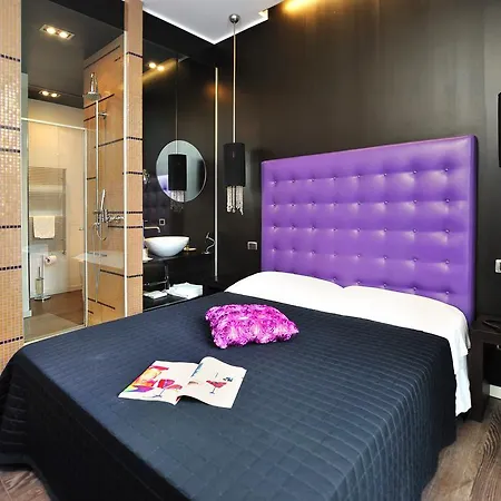 In - Lounge 3*