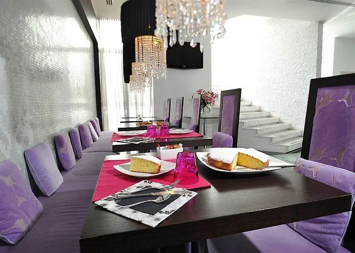 Hotel In - Lounge Cazzago (Pianiga)