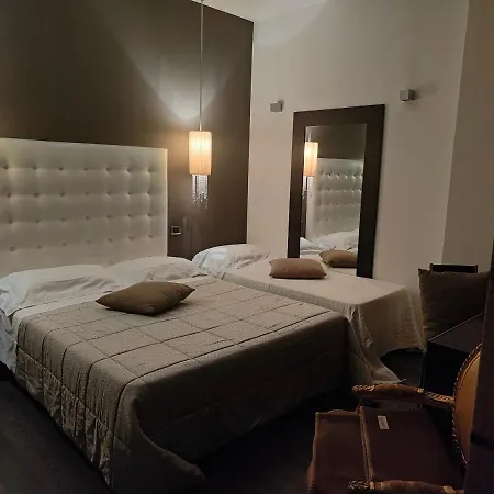 In - Lounge 3*