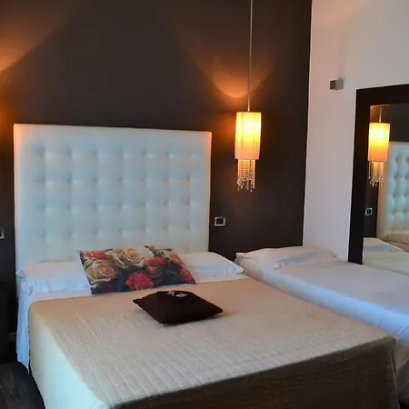 In - Lounge كاتْساغو دي بيانيغا