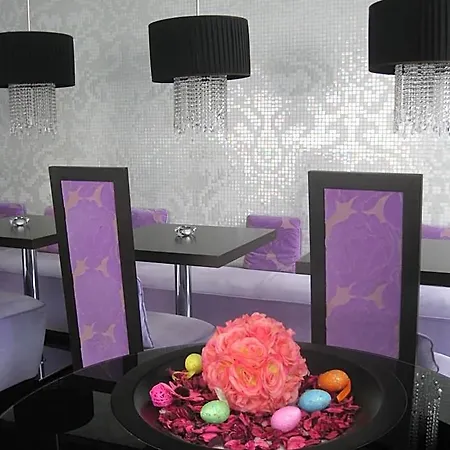 فندق In - Lounge
