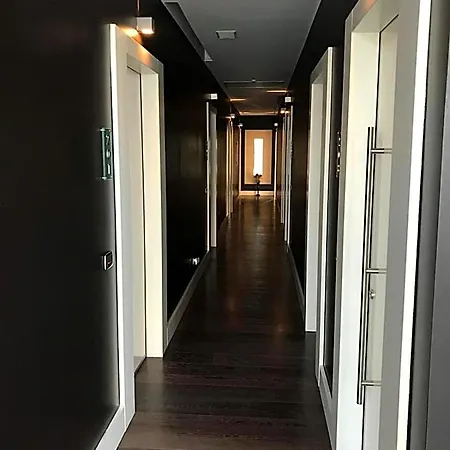 Ξενοδοχείο In - Lounge