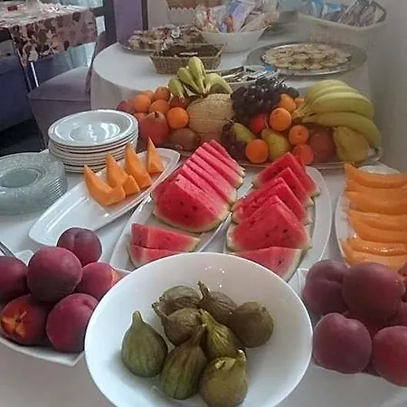 In - Lounge كاتْساغو دي بيانيغا