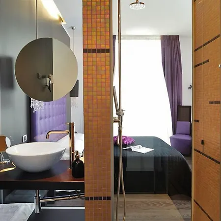 Hotel In - Lounge 3*