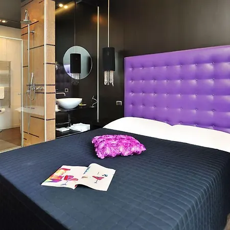 Ξενοδοχείο In - Lounge 3*