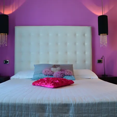In - Lounge