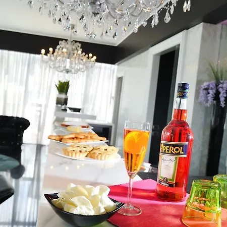 In - Lounge 3*
