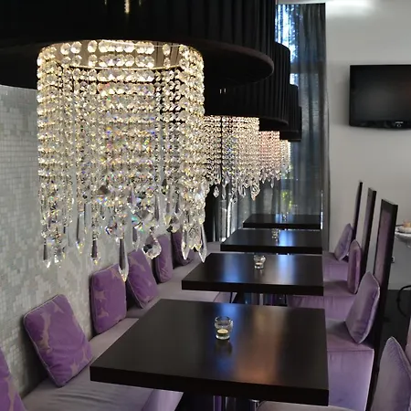 In - Lounge 3* Cazzago (Pianiga)