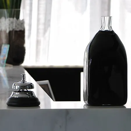 In - Lounge Hotel